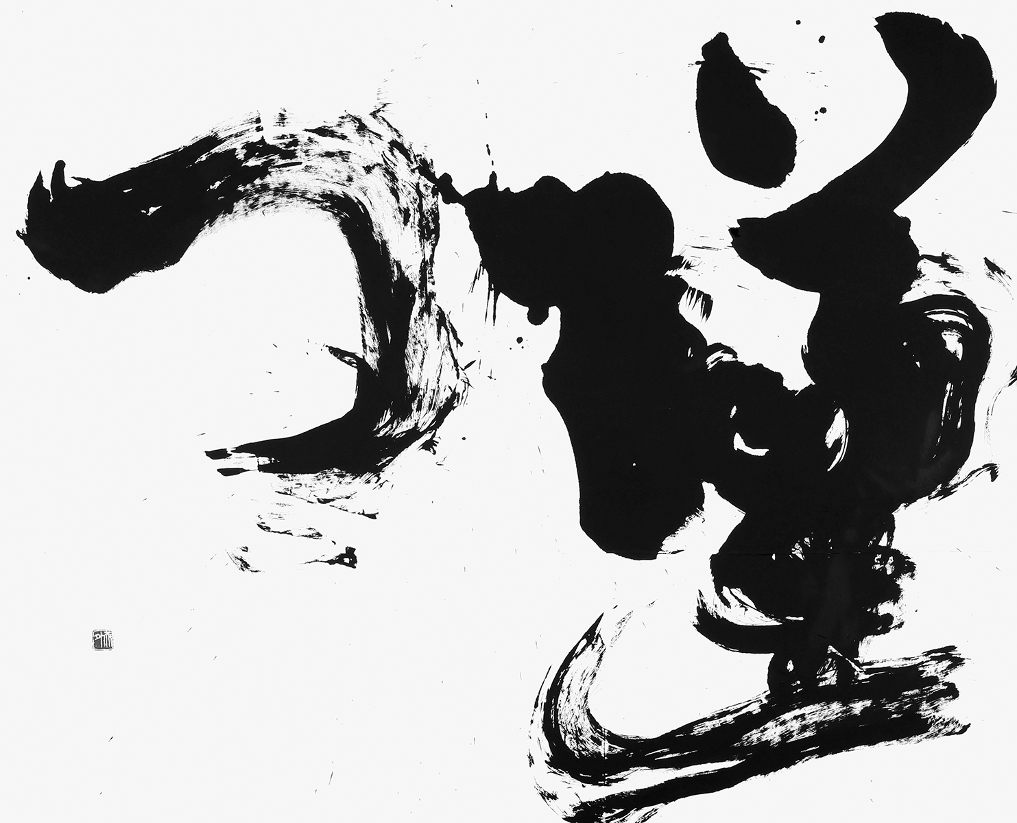 墜つ